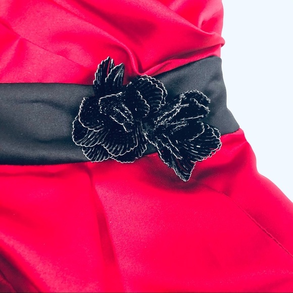 DAVIDS BRIDAL Strapless Red Evening Gown Bustier Sweetheart Neck Mini Dress Sz 2 - Picture 9 of 12